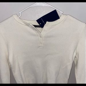 BRAND NEW BRANDY LONG SLEEVE SWEATER TEE